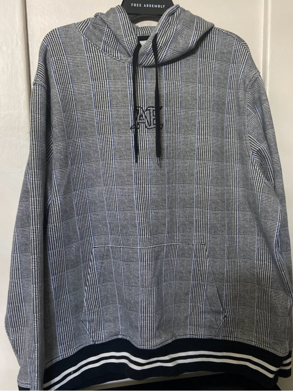 American Eagle Outfitters Gray Plaid Hooded Sweatshirt with Black Accents